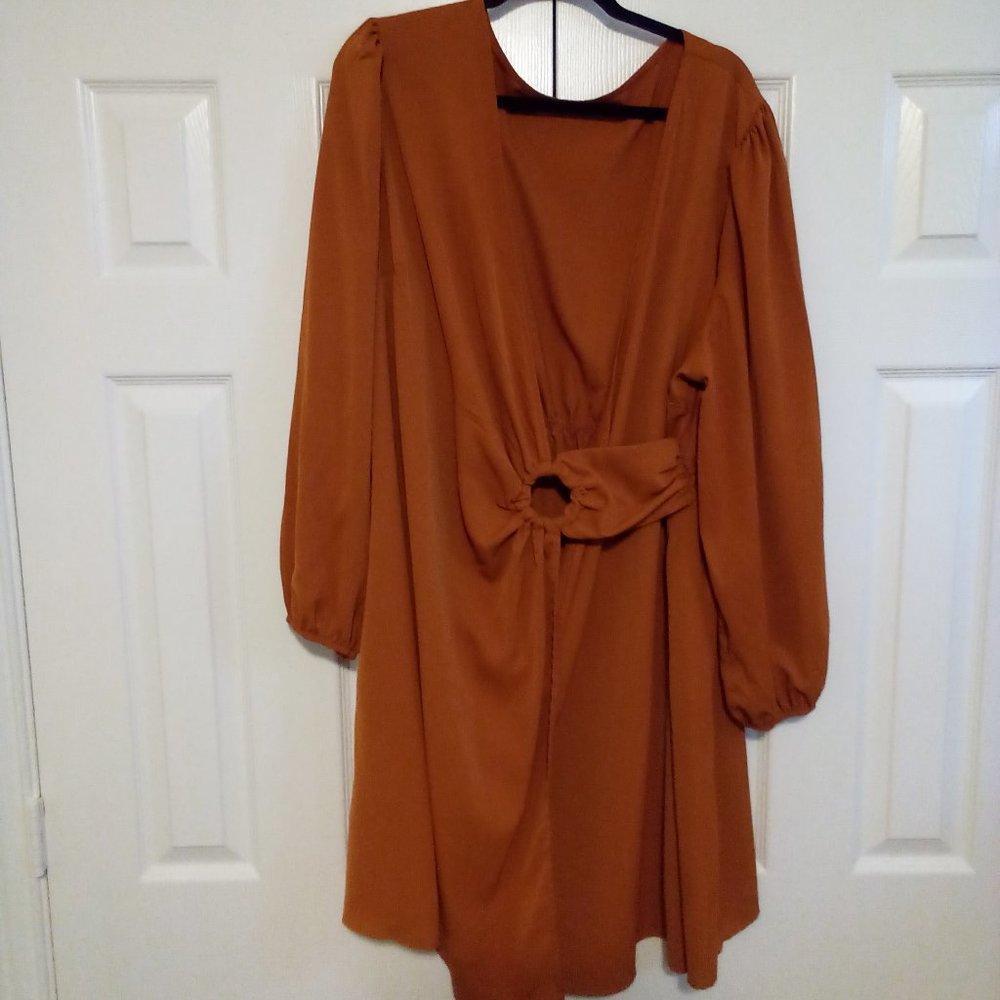 Sleeve Wrap Hem Dress